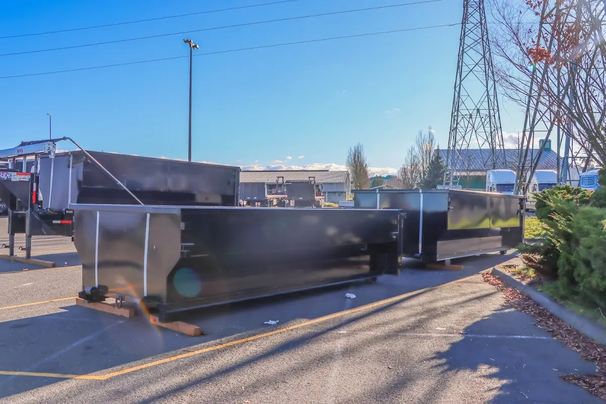 Professional dumpster rental and junk removal service in Lake Clarke Shores